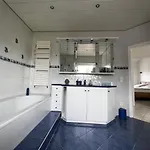 Klimatisierte Schöne 110 Qm Große Moderne Und Helle Apartment *