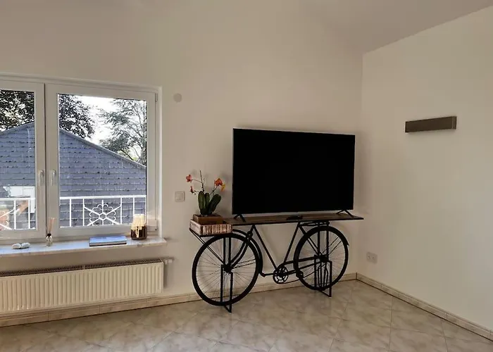 Klimatisierte Schoene 110 Qm Grosse Moderne Und Helle Appartamento *